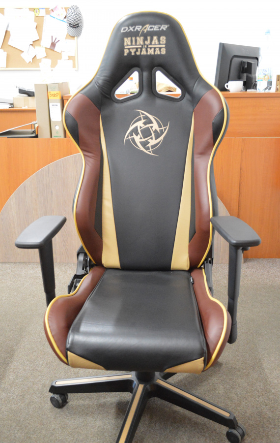židle DXRacer OH/RZ126/NCC/NIP č.AOJ467